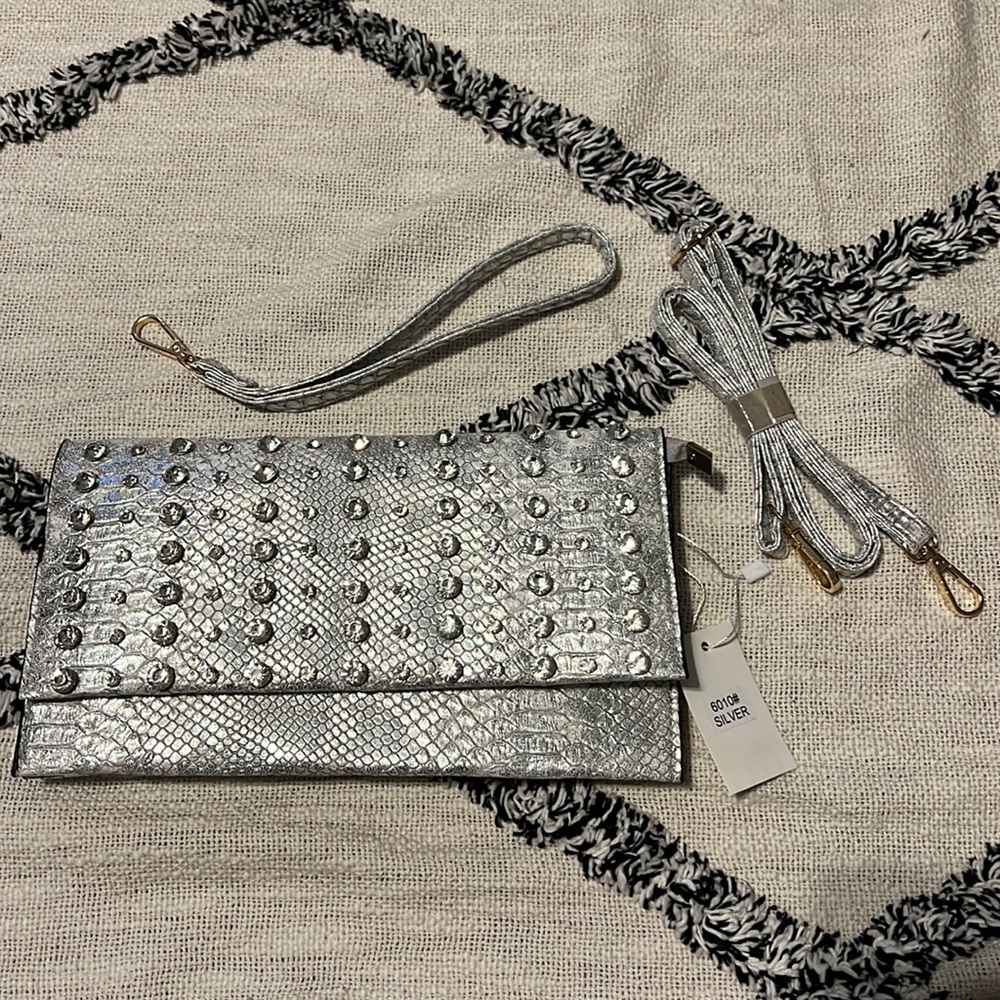 New crossbody wristlet silver bag